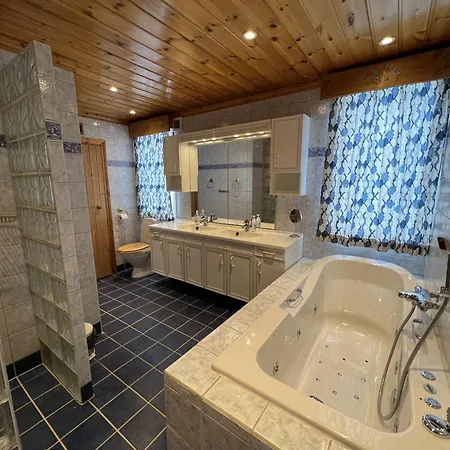 Familiehytte Med Peis Og Badstu I Sentrum Holiday home Beitostolen